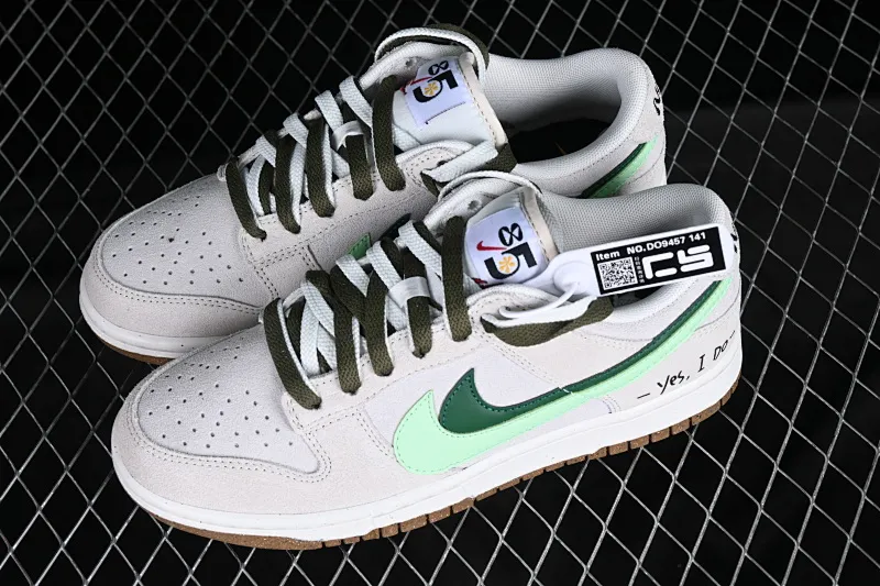 All categories Nk SB Dunk series Nk SB Dunk Low low-top sneakers Nk SB Dunk Low "85" grass green double hook SB low-top sports and leisure sneakers DO9457-141